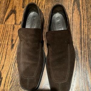 Gucci suede shoes